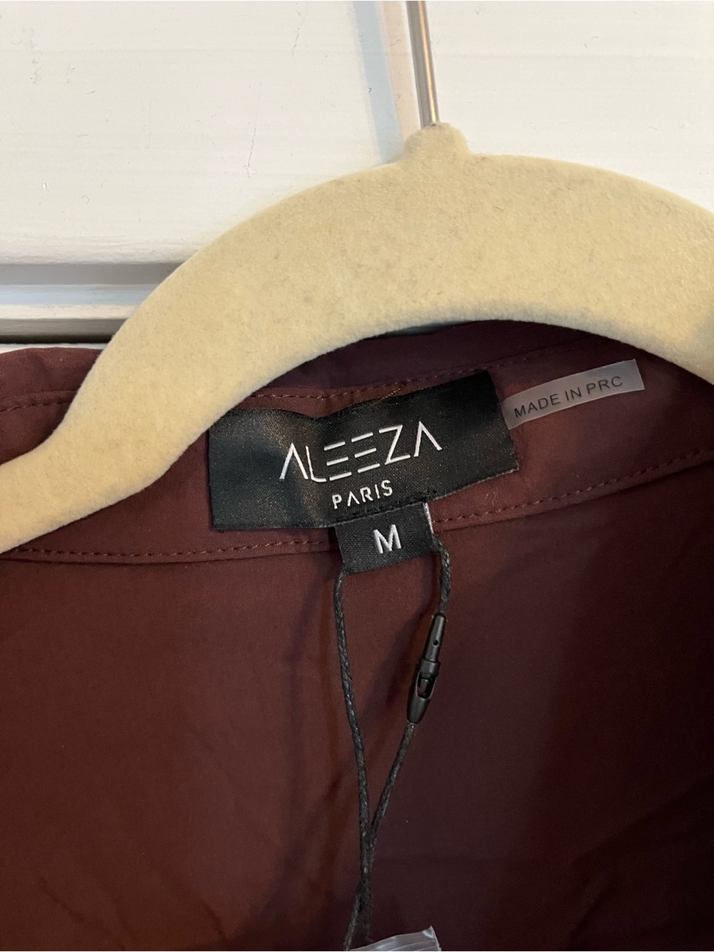 Aleeza Button-Up Nylon Shirt Dark Brown embossed logo medium - Picture 3 of 6
